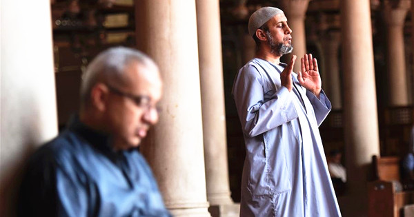 Muslims around world begin observing Ramadan 