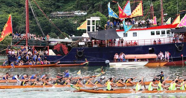Annual dragon boat race held to mark Duanwu Festival in HK