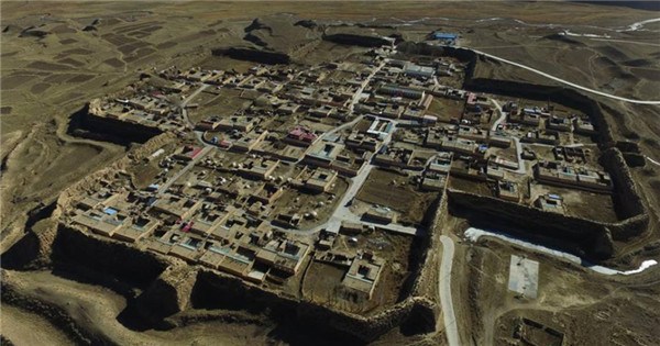 Overlooking an ancient moat lying on the Silk Road- 