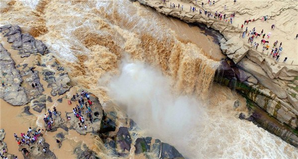 Magnificent view of Hukou Waterfall