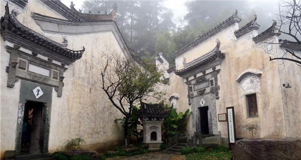 Hui-style architecture seen in Wuyuan, Jiangxi