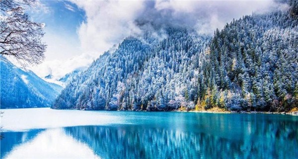 Mystical Jiuzhaigou Valley after snow