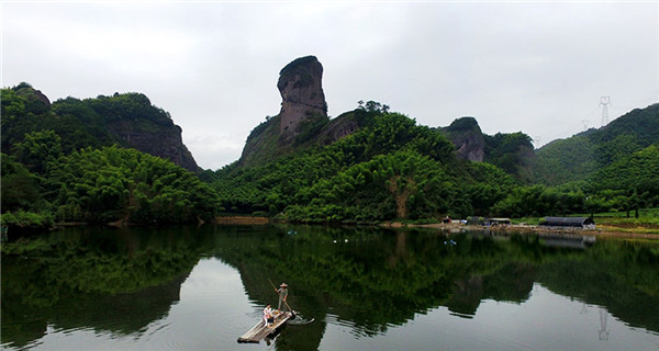 Little Lijiang River in Zhejiang ideal for rafting