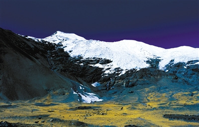 Glaciers of the Qinghai-Tibet Plateau are shrinking about 7.8 meters each year.