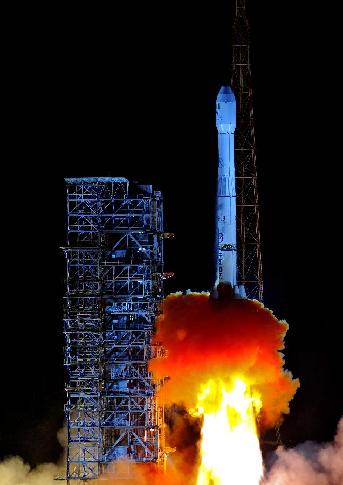 China successfully sent a Nigerian communication satellite into orbit with its Long March-3B carrier rocket from southwest Xichang Satellite Launch Center at 00:41 Beijing Time Tuesday. 