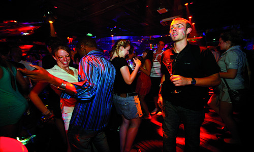 What and where is Sanlitun in your opinion? [Photos: CFP]