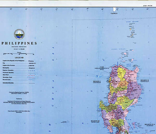 (Figure 11: Official Map of the Philippines published in 2006, with Huangyan Island lying outside the boundary of the Philippine Territory)