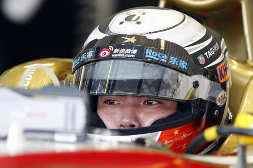 HRT Formula One driver Ma Qinghua of China sits in his car during the first practice session of the Italian F1 Grand Prix at the Monza circuit September 7, 2012. [Photo/Agencies]
