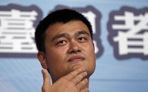 Yao Ming, former NBA basketball player and the owner of Shanghai Dongfang Sharks basketball team, attends a news conference for the 2012 Straits Cup basketball tournament in Taipei, Oct 12, 2012. The 2012 Straits Cup basketball tournament will be held from Oct 12 to 14 in Taipei and Taichung, central Taiwan, with two teams from Chinese mainland, Shanghai Dongfang Sharks and Zhejiang Chouzhou Bank, and two teams from Taiwan, Pure Youth Construction and Dacin Tigers, competing. [Photo/Agencies]