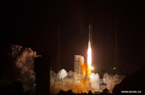A Long March-3C carrier rocket carrying a satellite blasts off from the launch pad at the Xichang Satellite Launch Center in Xichang, southwest China's Sichuan Province, on Oct. 25, 2012. China successfully launched the satellite into space for its indigenous global navigation and positioning network at 11:33 p.m. Beijing Time Thursday, the launch center said. It was the 16th satellite for the Beidou system, or Compass system. (Xinhua/Liu Chan) 
