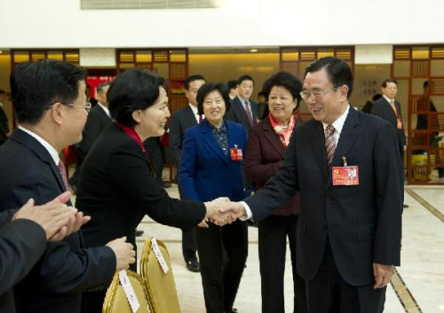 He Guoqiang (R, front) joins a panel discussion of Fujian delegation to the 18th National Congress of the Communist Party of China (CPC) in Beijing, capital of China, Nov. 8, 2012. The 18th CPC National Congress was opened in Beijing on Thursday. (Xinhua/Huang Jingwen)