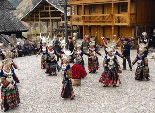 The Lusheng dance, intangible cultural heritage, is a typical dance favored by ethnic minorities like the Miao, Dong and Yi.  