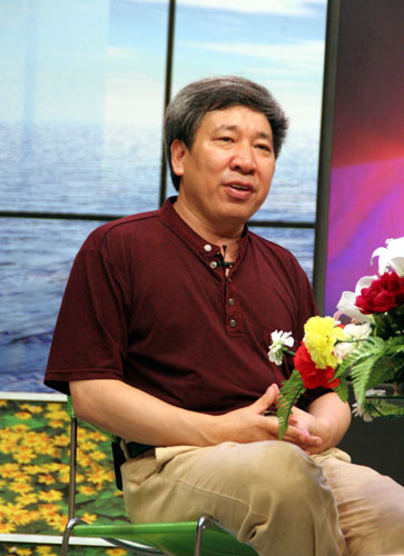 File photo of Yan Lianke taken in July, 2006. [He Hao/Asianewsphoto]