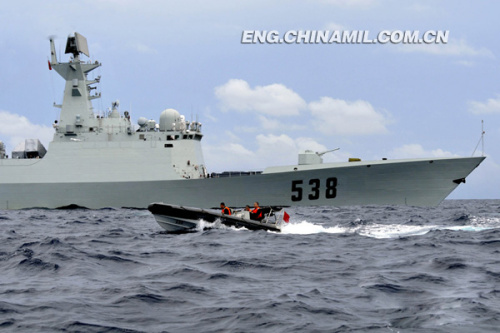 The ��Yantai�� guided missile frigate was delivered and commissioned to the Navy of the Chinese People��s Liberation Army (PLA) in June 2011.It is 134 meters long, 16 meters wide and 35 meters high, with a maximum displacement of 4,000-odd tons. It undertakes such main tasks as anti-submarine, commanding, air defense, escorting and so on. (chinamil.com.cn/Zhang Qun and Hu Quanfu)