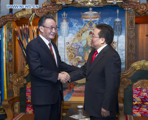 Wu Bangguo (L), chairman of the Standing Committee of the National People's Congress of China, meets with Mongolian President Tsakhia Elbegdorj, in Ulan Bator, Mongolia, Jan. 31, 2013. (Xinhua/Wang Ye)