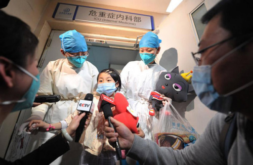 A seven-year-old girl in Beijing who was the first person in China's capital to test positive for the H7N9 bird flu has started to recover, local health authorities said Monday. (Photo Source: china.com.cn)