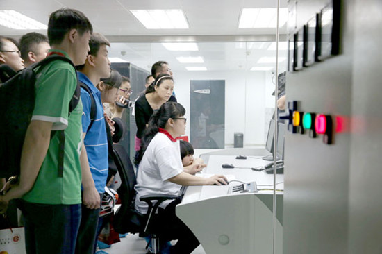 The China Marrow Donor Program, which holds information about 1.65 million donor volunteers, held an open house in Beijing on Wednesday to mark World Red Cross Day. Program officials hope to sign up more volunteers, as the number in China is still low. Jiang Dong / China Daily
