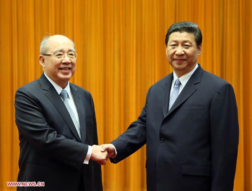 The Communist Party of China (CPC) Central Committee General Secretary Xi Jinping (R) meets with Wu Poh-Hsiung, honorary chairman of the Kuomintang (KMT) Party, in Beijing, capital of China, June 13, 2013. (Xinhua/Lan Hongguang)