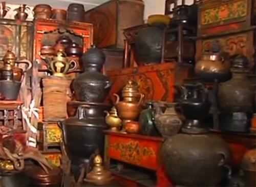 For a herdsman in Tibet, his dream has long been to build the region��s first private museum, something he has been pursuing for 30 years.