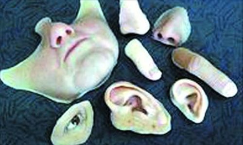 Parts of Lang's masks Photo: Qingdao Evening News