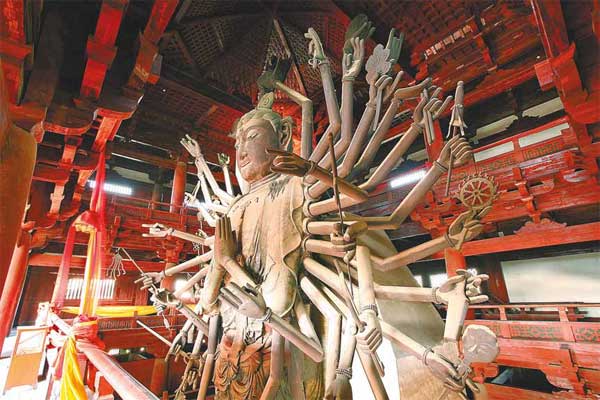 The Thousand Hands, Thousand Eyes Buddha is the biggest draw at Longxing Monastery in Shijiazhuang. Photos provided to China Daily