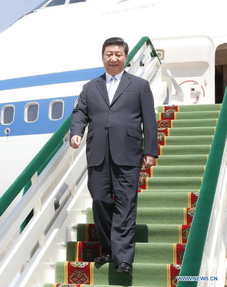Chinese President Xi Jinping arrives in Ashkhabad for a state visit to Turkmenistan, Sept. 3, 2013. (Xinhua/Ju Peng)