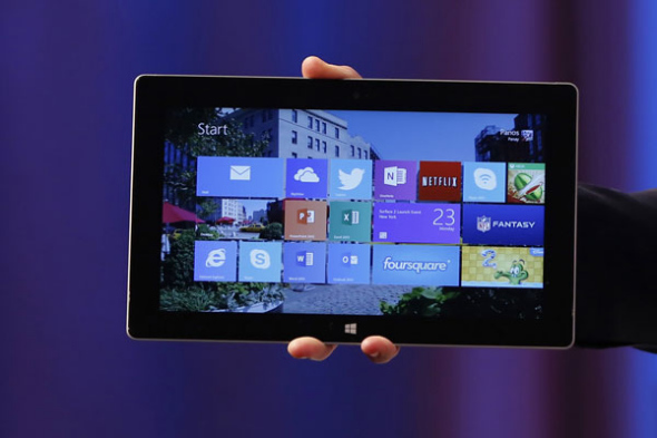 Microsoft's Surface 2 is seen during the launch of their Surface 2 tablets in New York Sept 23, 2013. [Photo/Agencies]