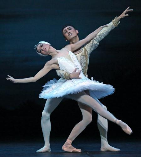 The National Ballet of China recently pirouetted their way into Paris for their debut performance in the French capital.