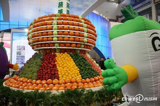 China��s Family Farms initiative encourages families to go commercial-scale to improve productivity.