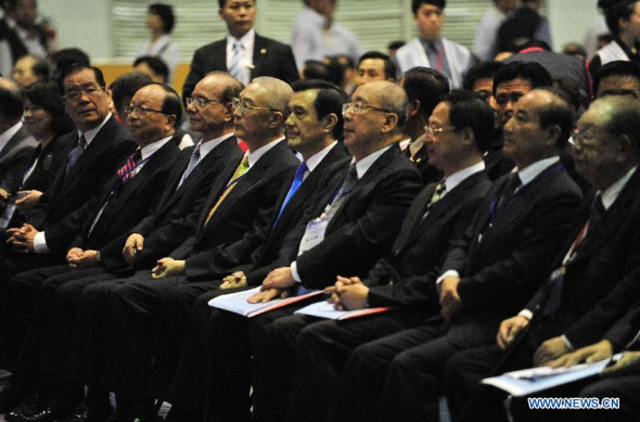 Photo taken on Nov. 10, 2013 shows the scene of the 19th plenary congress of the Kuomintang (KMT) in Taichung, south China's Taiwan, Nov. 10, 2013. (Xinhua/Lu Peng)