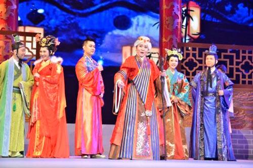 2013 marks the 250th anniversary of the death of Cao Xueqin, author of A Dream of Red Mansions.