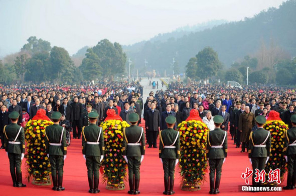 A ceremony commemorating Mao Zedong's 120th birth anniversary is held in Shaoshan, Hunan province, Thursday. (Photo: Chinanews.com)