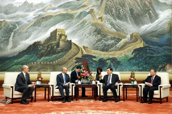 Zhang Dejiang (2nd R), chairman of China's National People's Congress Standing Committee, meets with a delegation from the bipartisan US-China Working Group (USCWG) of the US Congress, in Beijing, capital of China, March 17, 2014. (Xinhua/Yao Dawei) 