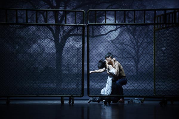 Tian Qinxin's staging of Romeo and Juliet keeps the fire burning between the star-crossed lovers, but preserves only the most important lines from the original text. CHAI MEILIN/CHINA DAILY    
