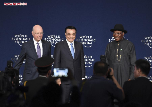 Chinese Premier Li Keqiang (C) attends the World Economic Forum on Africa in Abuja, Nigeria, May 8, 2014. [Xinhua/Li Xueren]