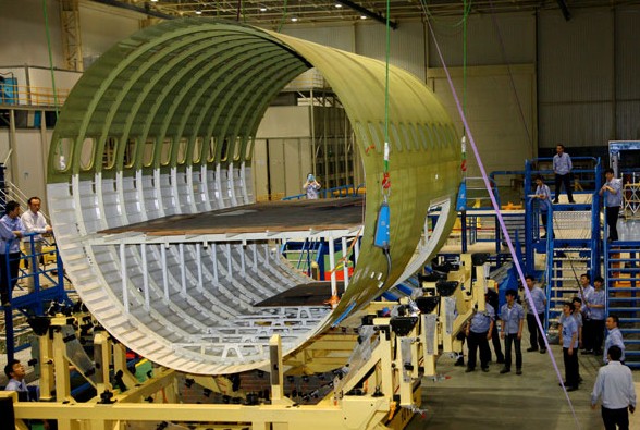 The forward fuselage, or front section, of the C919 is displayed at Hongdu Aviation Industry Group's headquarters in Nanchang, Jiangxi province, May 14, 2014. CHINA DAILY 