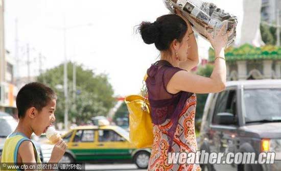 Cities across northern China are experiencing high temperatures.