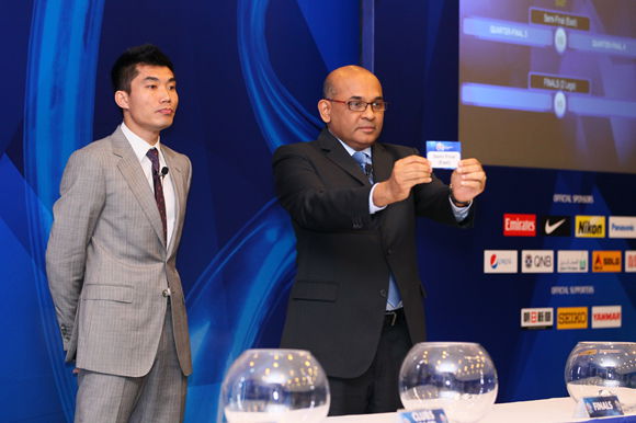 Title holders Guangzhou Evergrande will take on Australia's Western Sydney Wanderers in ACL quarters.