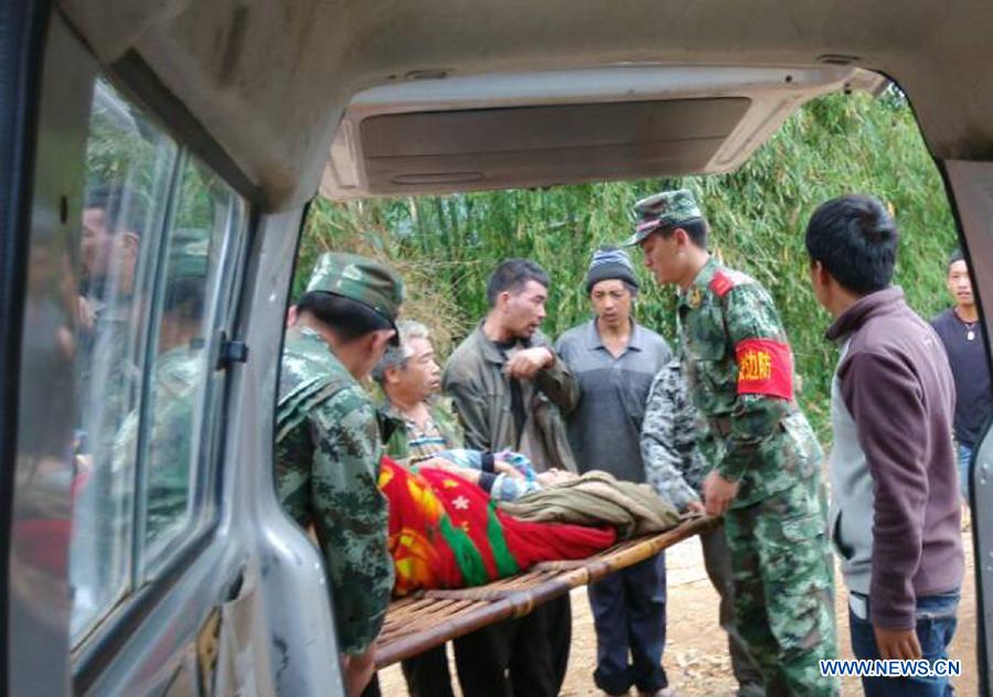 Rescue work conducted at quake-hit area in SW China's Yunnan 