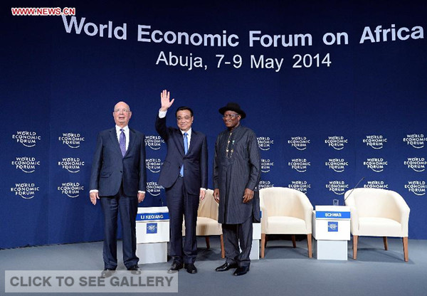 Chinese Premier Li Keqiang (C) attends the World Economic Forum on Africa in Abuja, Nigeria, May 8, 2014. (Xinhua/Li Tao)
