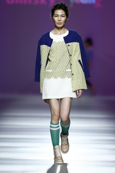 Umisky presents Young at the Shenzhen-Start Entrepreneurial Achievement Award Fashion Competition. Photo provided to China Daily