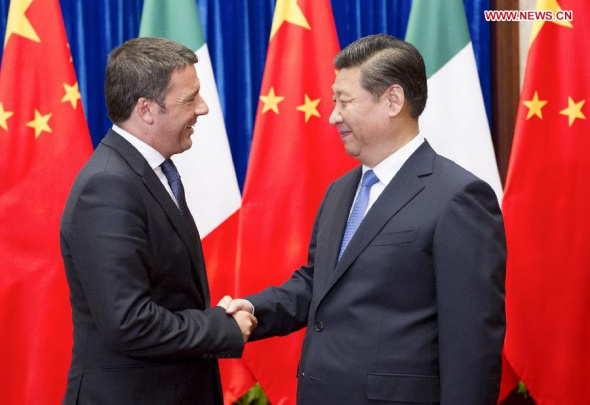 Chinese President Xi Jinping (R) meets with Italian Prime Minister Matteo Renzi in Beijing, China, June 11, 2014. (Xinhua/Huang Jingwen)