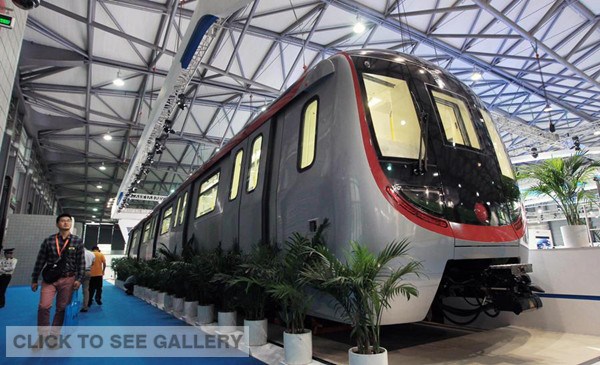 China's first driverless subway train is exhibited at Rail+Metro China 2014 in Shanghai, June 17, 2014. [Photo/Xinhua]