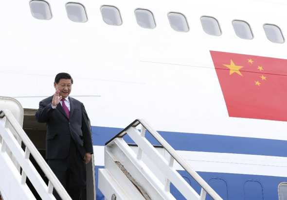 Chinese President Xi Jinping arrives in Fortaleza for the sixth summit of the BRICS, which consists of Brazil, Russia, India, China and South Africa, in Brazil, July 14, 2014. (Xinhua/Lan Hongguang)