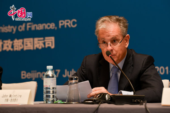 John Mclntire, associate vice president of the program management department at IFAD, said at the agency's first Country Program Evaluation (CPE) in Beijing on Thursday that the impact of IFAD interventions in China has been significant. [Photo by Chen Boyuan / China.org.cn]