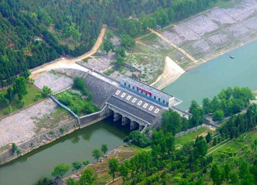 A large scale water transfer project slated to be completed by October this year is set to alleviate some of Beijing's water shortages.