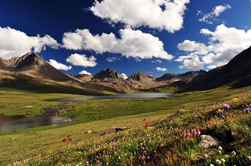 Sanjiangyuan Nature Reserve, the world's biggest nature sanctuary, lies in the south of Qinghai province. [File photo]
