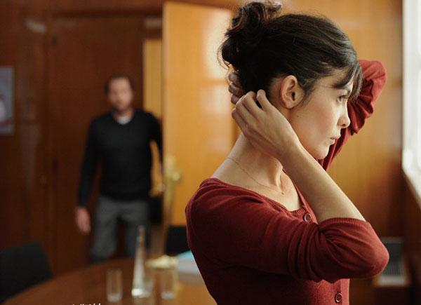 David Foenkinos' novel La Delicatesse is adapted into a film of the same title, starring French actress Audrey Tautou in the lead role.