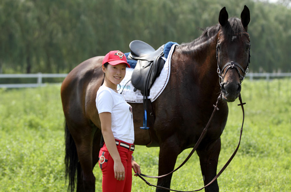 Young rider learns life lessons from horses 
