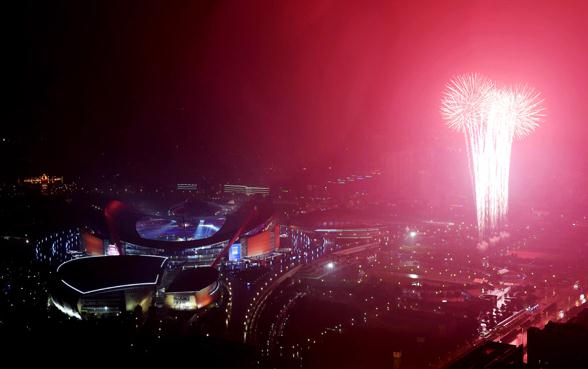 Fireworks explode at the Opening Ceremony of the Nanjing 2014 Youth Olympic Games in Nanjing, capital of east China's Jiangsu Province. (Xinhua/Huang Xiaobang)